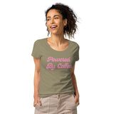 Powered By Coffee Women’s basic organic t-shirt (Pink)